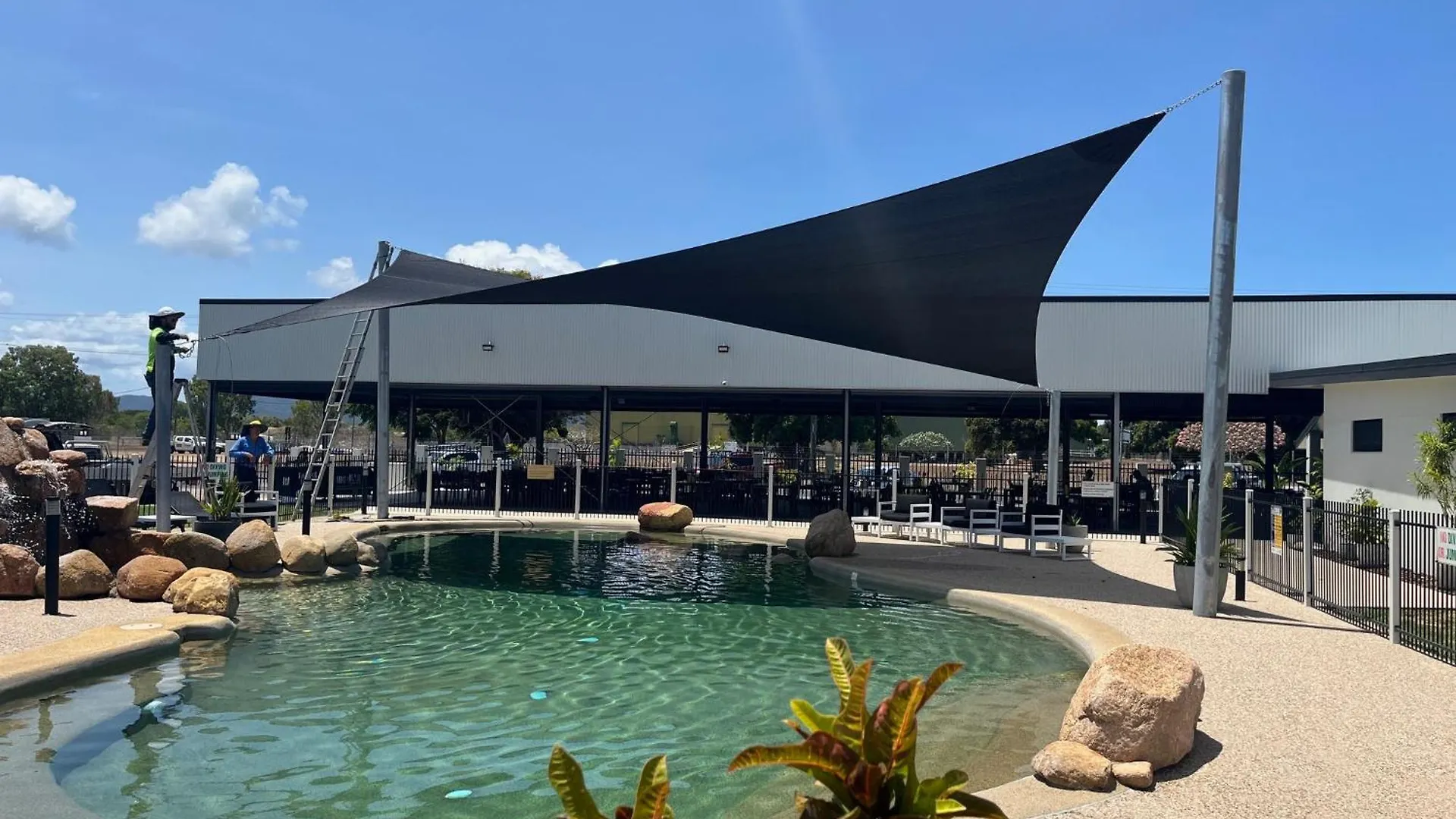 Lucinda Village Hotel